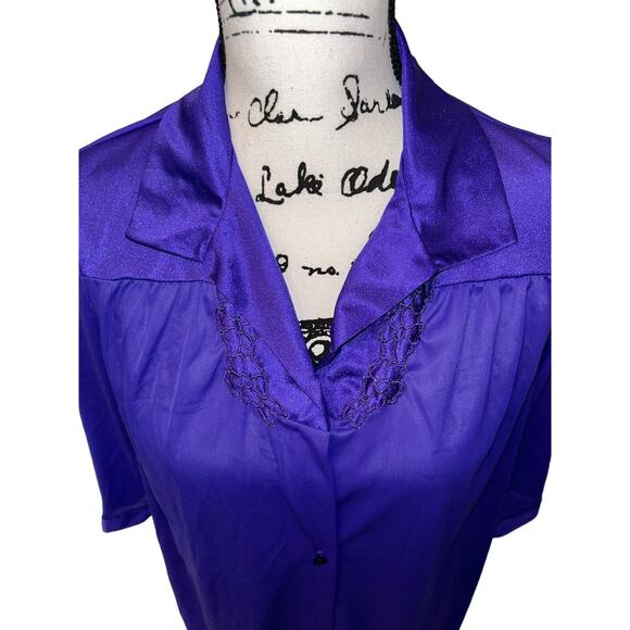 Vtg Vanity Fair‎ Nightgown Sz S Purple? Nylon Robe Button 3/4 Sleeve Embroidered - Picture 2 of 8